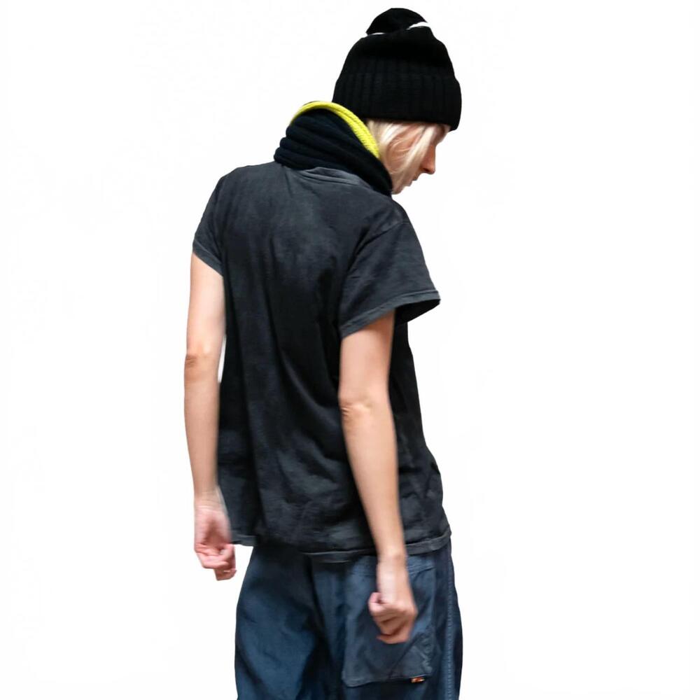 NEW FREECITY californiakid powder tee shortsleeve in black volcano